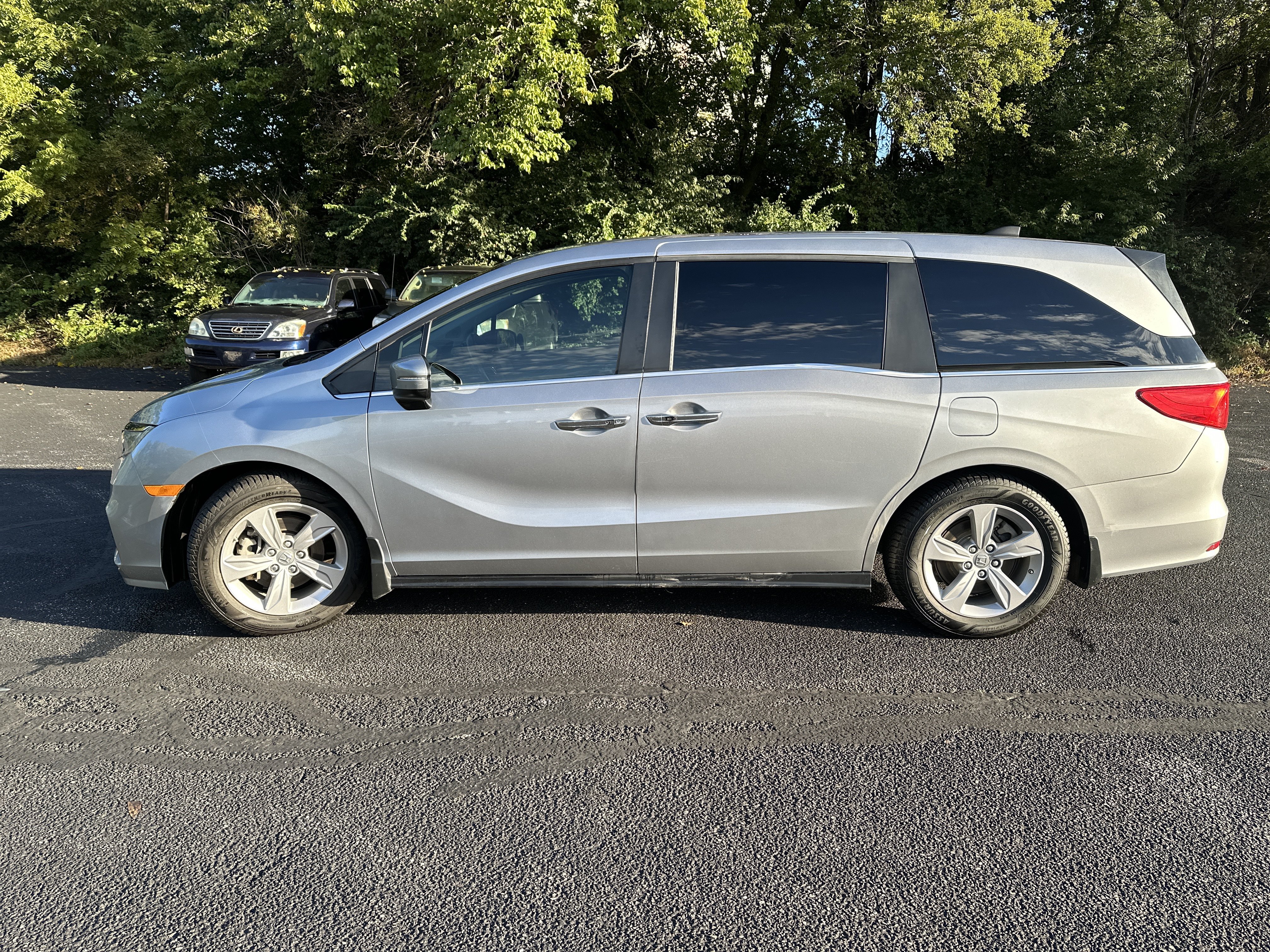 Used 2019 Honda Odyssey EX-L image 4