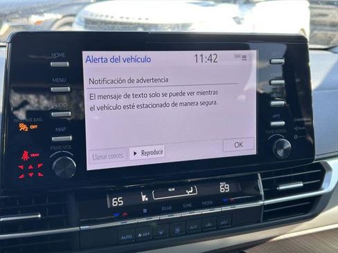 Certified 2023 Toyota Sienna LE image 35