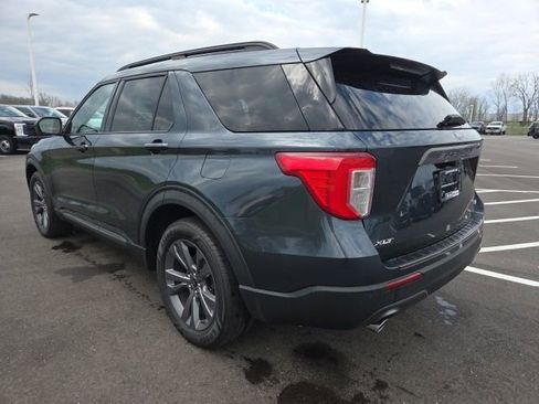Used 2022 Ford Explorer XLT w/ Equipment Group 202A image 16