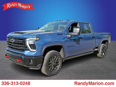 Used 2026 Chevrolet Silverado 2500 LTZ w/ LTZ Plus Package AWD/4WD image 1