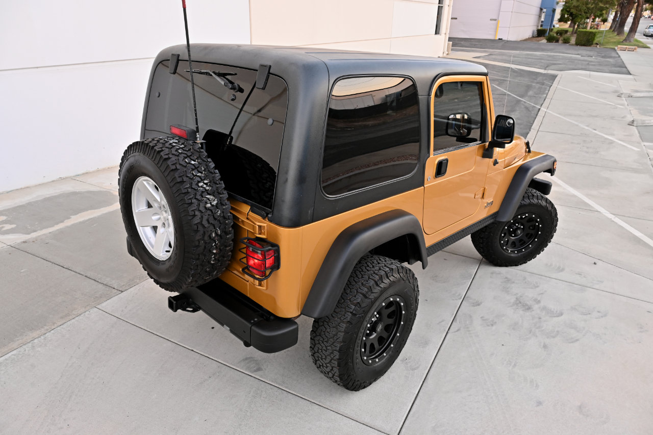 Used 2003 Jeep Wrangler Rubicon AWD/4WD image 12