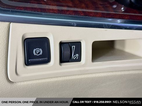 Used 2017 Cadillac XT5 Premium Luxury image 10