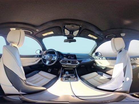 Used 2021 BMW X5 M50i w/ Executive Package image 36