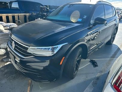 Used 2023 Volkswagen Tiguan SE R-Line