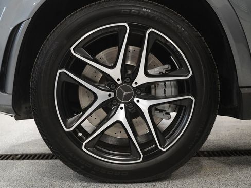 Certified 2022 Mercedes-Benz GLE 53 AMG 4MATIC Coupe image 10