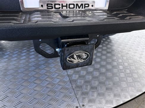 Used 2021 Toyota Tacoma TRD Off-Road w/ Technology Package image 22