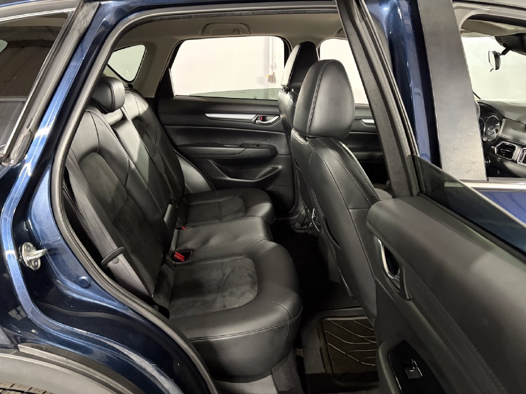 Used 2019 MAZDA CX-5 Touring AWD/4WD image 42