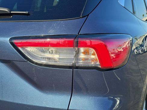 Used 2020 Ford Escape SE image 8