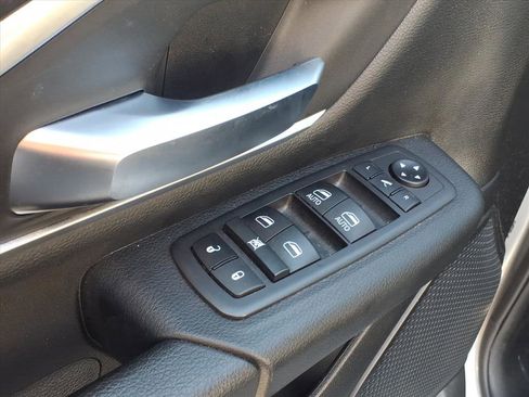 Used 2021 RAM 1500 Big Horn image 21