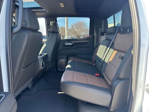 New 2026 Chevrolet Silverado 1500 High Country w/ Technology Package AWD/4WD image 14