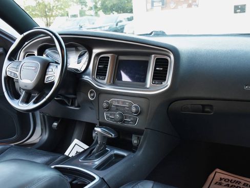 Used 2021 Dodge Charger SXT w/ Leather Interior Group RWD image 12