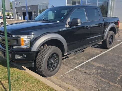 Used 2018 Ford F150 XLT w/ Equipment Group 302A Luxury AWD/4WD image 4