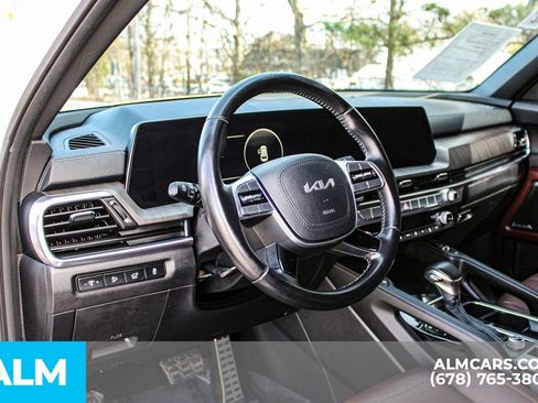 Used 2024 Kia Telluride SX image 27