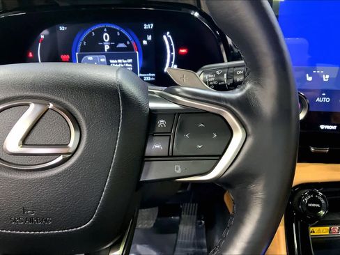 Certified 2025 Lexus NX 350 AWD w/ Luxury Package image 24