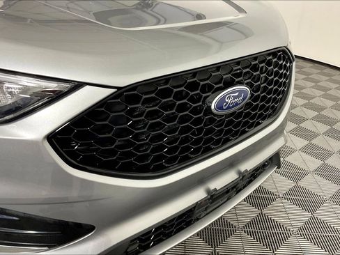 Used 2021 Ford Edge ST-Line image 36