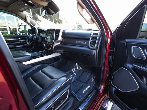 Used 2019 RAM 1500 Laramie image 31