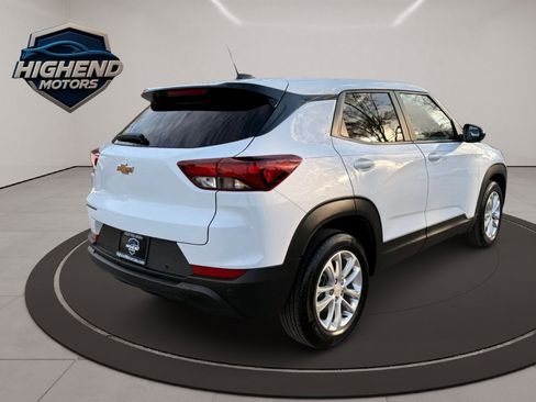 Used 2024 Chevrolet TrailBlazer LS w/ LS Convenience Package image 6