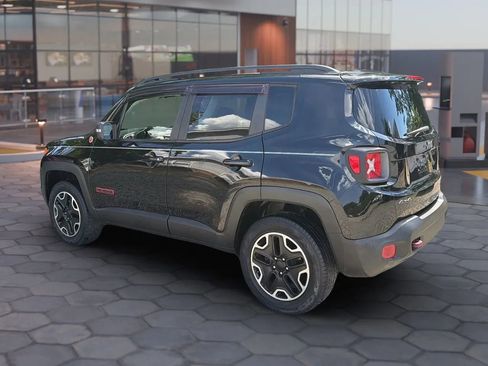 Used 2017 Jeep Renegade Trailhawk AWD/4WD image 6