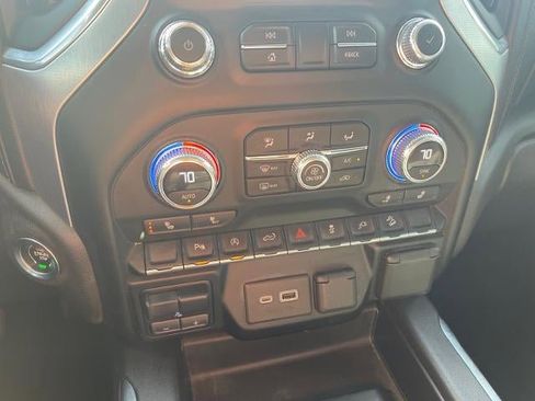 Used 2021 GMC Sierra 1500 Elevation w/ Preferred Package image 15