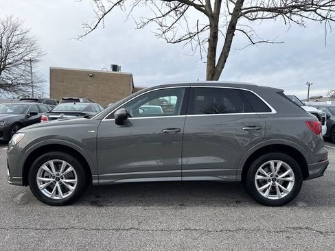 Used 2025 Audi Q3 2.0T Premium Plus w/ Premium Plus Package image 2