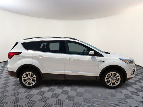 Used 2019 Ford Escape SEL AWD/4WD image 5