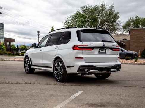 New 2026 BMW X7 xDrive40i w/ Executive Package AWD/4WD image 3