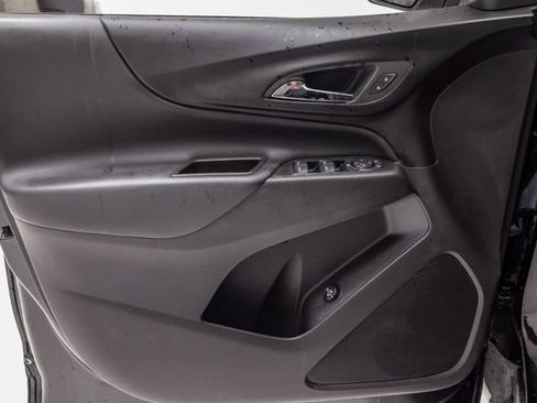 Used 2024 Chevrolet Equinox LT AWD/4WD image 8