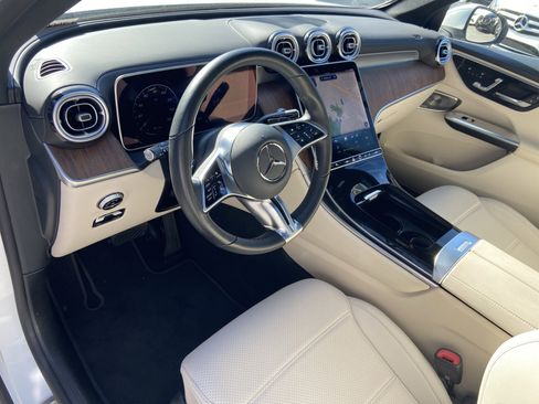 Certified 2025 Mercedes-Benz GLC 300 4MATIC image 21