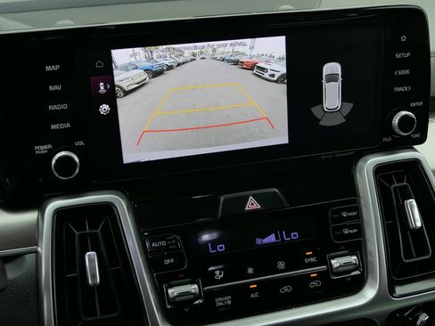 Used 2022 Kia Sorento S FWD image 23