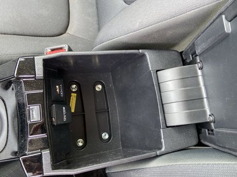 Used 2021 Toyota Corolla LE w/ LE Convenience Package image 41