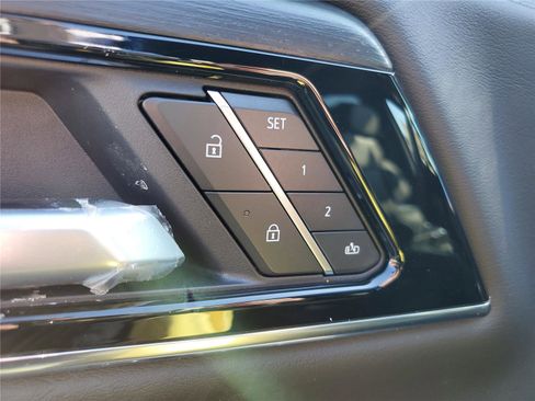 New 2026 GMC Yukon Denali w/ Denali Reserve Package image 23