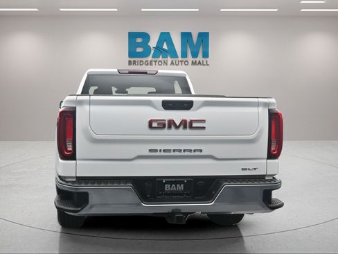 Used 2025 GMC Sierra 1500 SLT RWD image 6