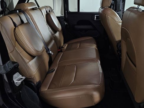 Used 2021 Jeep Wrangler Unlimited Sahara w/ Safety Group image 27