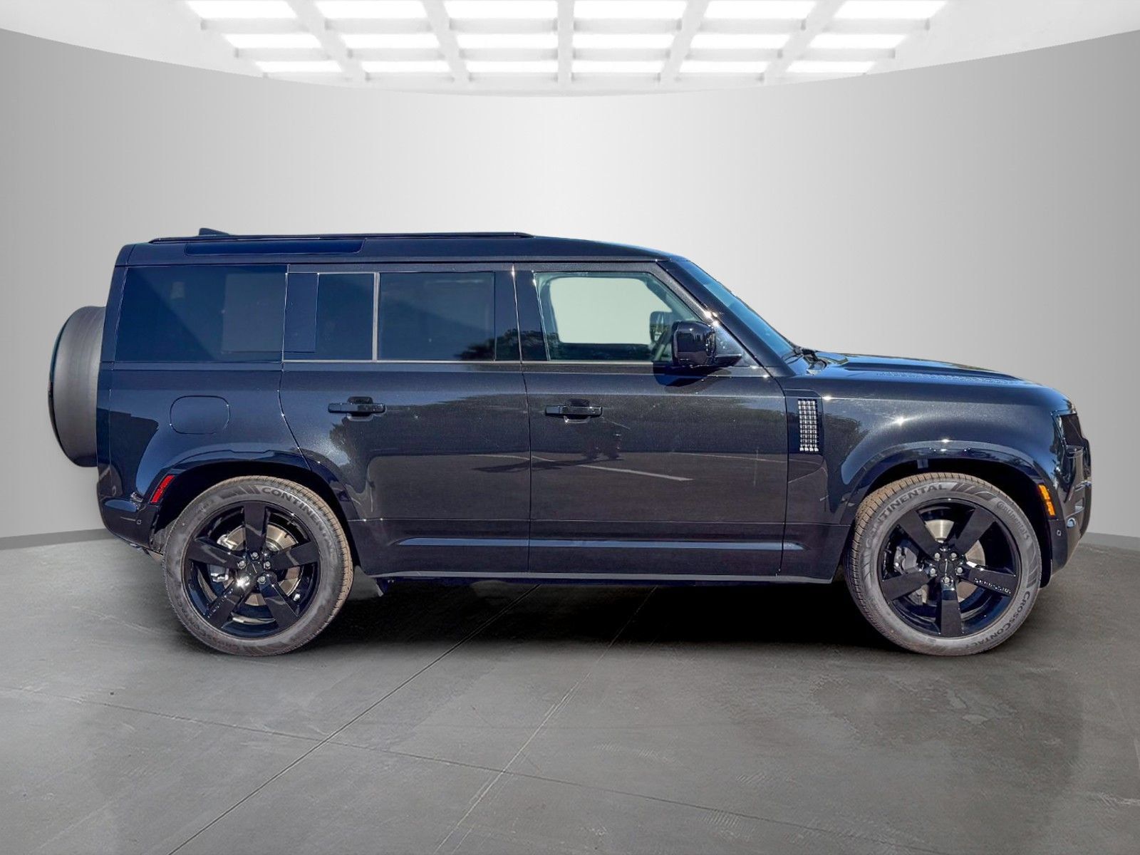 New 2026 Land Rover Defender 110 X-Dynamic SE AWD/4WD image 6