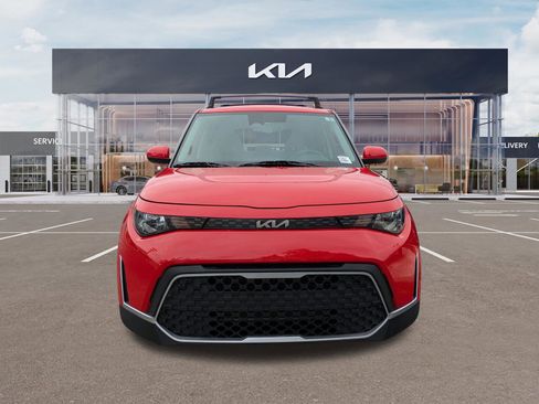 Certified 2023 Kia Soul LX FWD image 7