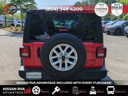 Used 2023 Jeep Wrangler Sport S image 6