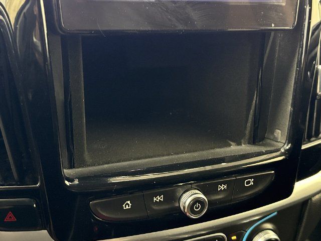 Used 2020 Chevrolet Traverse LT FWD image 20