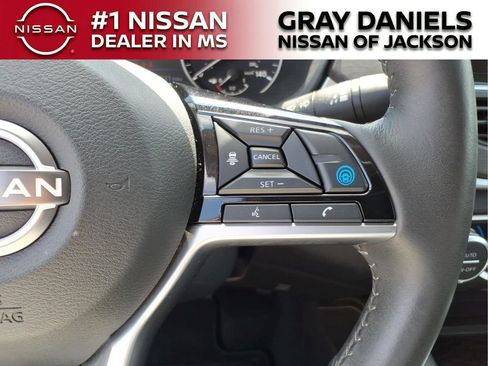 Certified 2025 Nissan Altima 2.5 SL FWD image 14