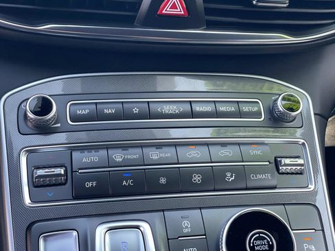 Certified 2022 Hyundai Santa Fe Calligraphy w/ Cargo Package image 14