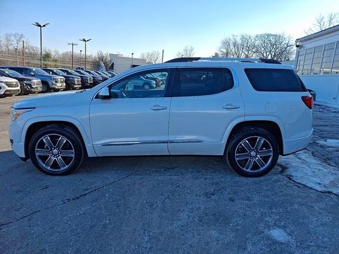Used 2017 GMC Acadia Denali w/ Technology Package image 8