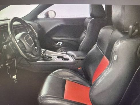 Used 2021 Dodge Challenger GT image 9