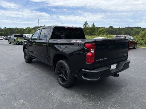 Used 2026 Chevrolet Silverado 1500 Custom w/ Turbomax Blackout Package AWD/4WD image 7