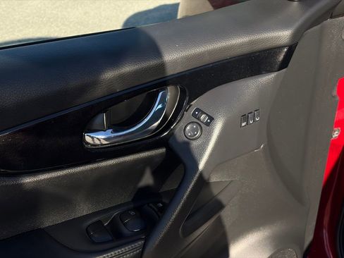 Certified 2022 Nissan Rogue Sport SV w/ Technology Package image 12