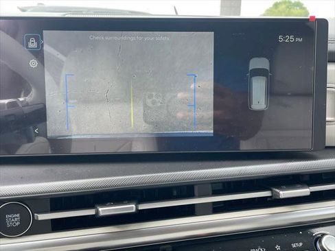 Used 2025 Hyundai Santa Fe SEL image 23