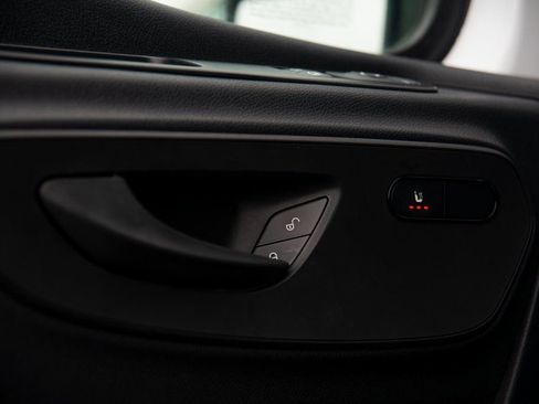 Used 2024 Mercedes-Benz Sprinter 3500 image 24