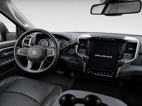 Used 2023 RAM 3500 Laramie AWD/4WD image 20