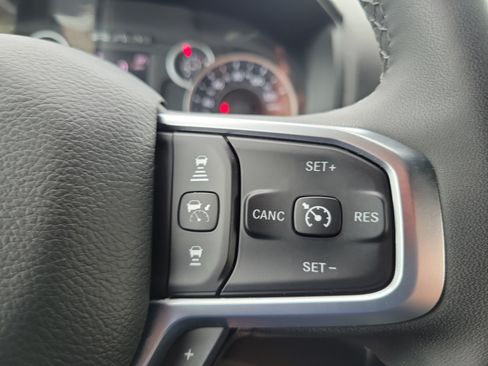 Used 2026 RAM 2500 Big Horn AWD/4WD image 16