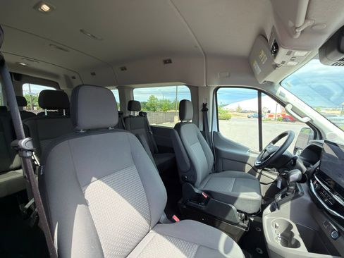 Used 2025 Ford Transit 350 XLT RWD image 29