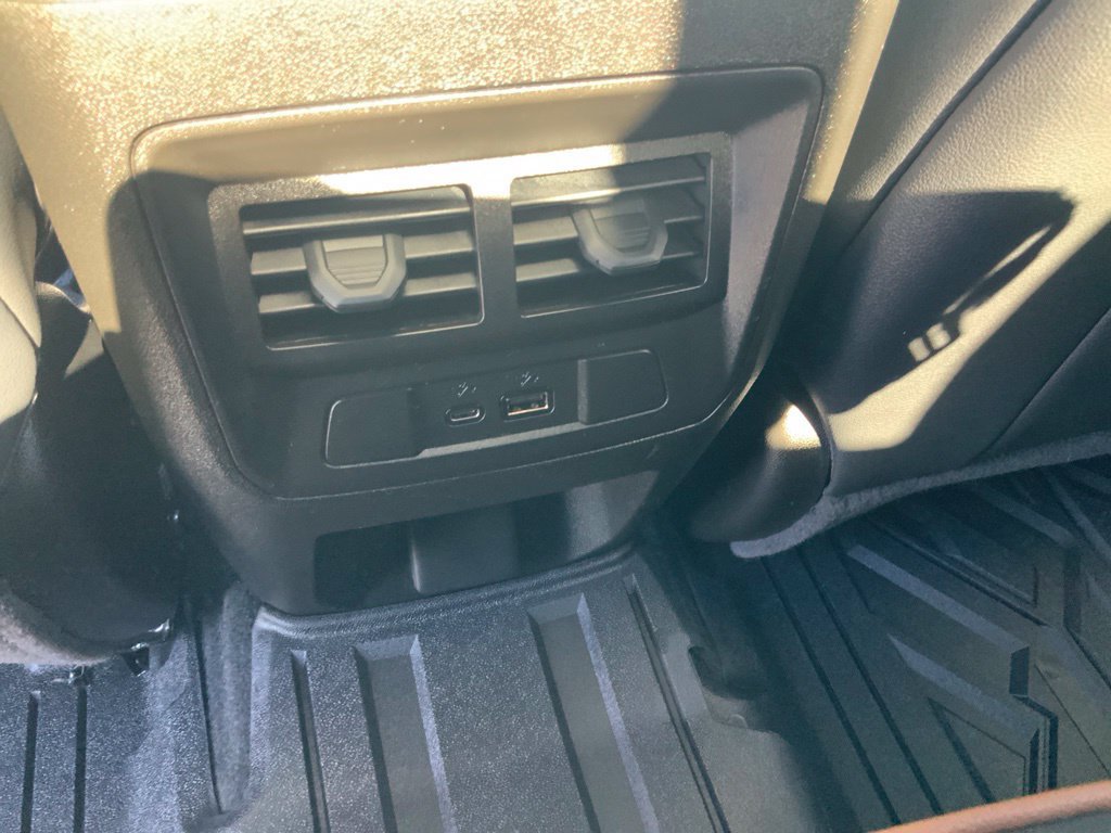 Used 2026 GMC Canyon AT4 w/ AT4 Premium Package AWD/4WD image 16