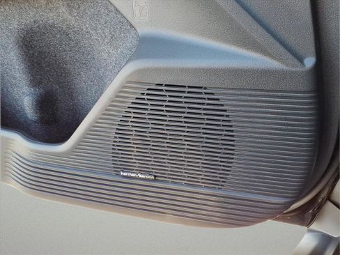 New 2026 Subaru Outback Limited XT w/ Premium/Limited Plus Package image 20